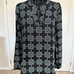 Ann Taylor Black and Green Geometric Blouse